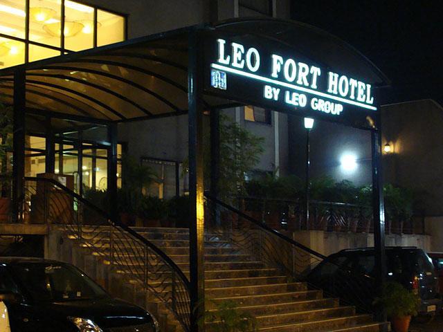 Leo Fort Hotel Jalandhar Exteriör bild